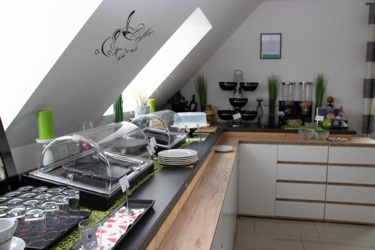 Die Schlafstube - Bed & Breakfast Zeltweg Exterior photo
