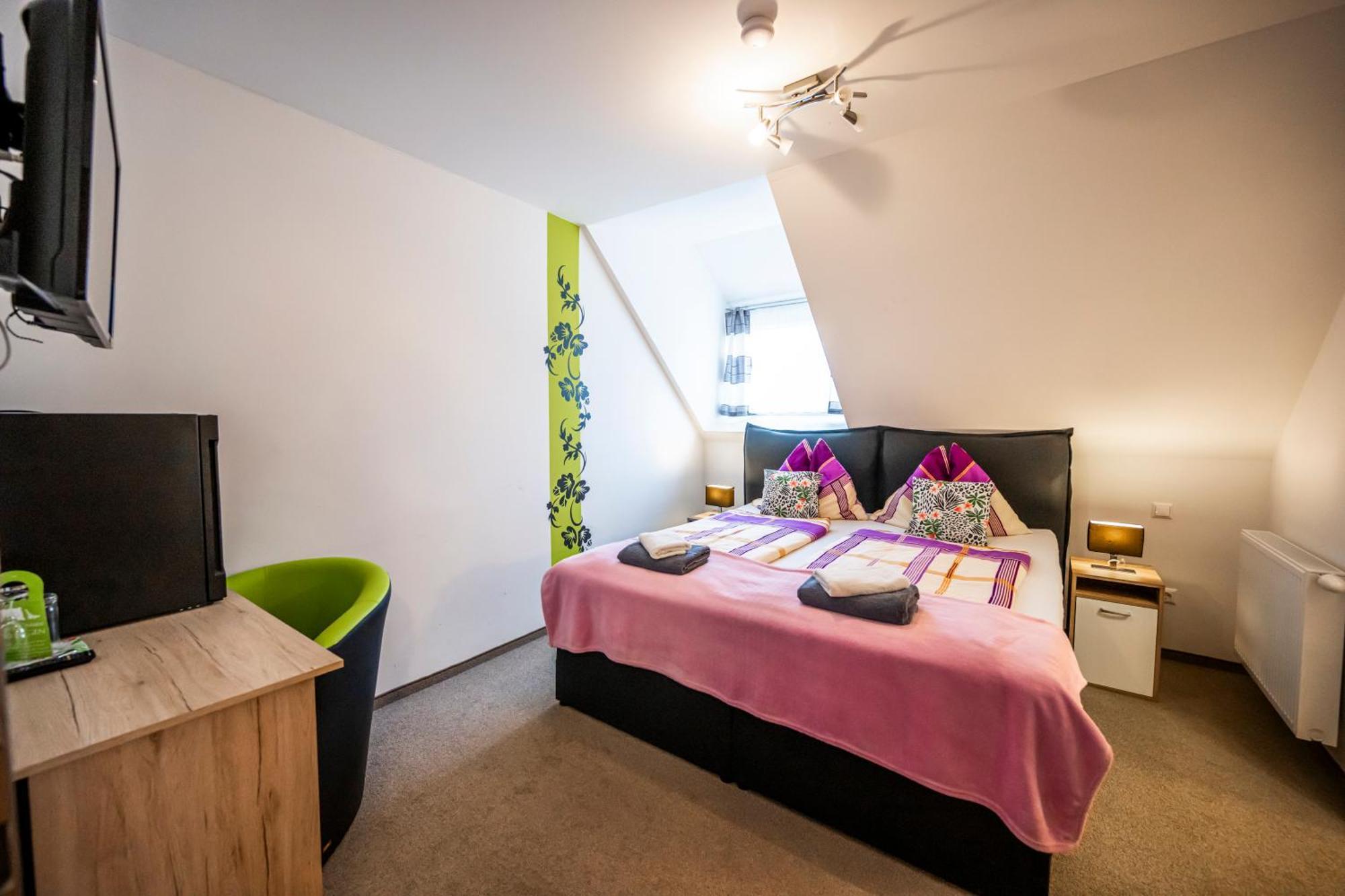 Die Schlafstube - Bed & Breakfast Zeltweg Exterior photo