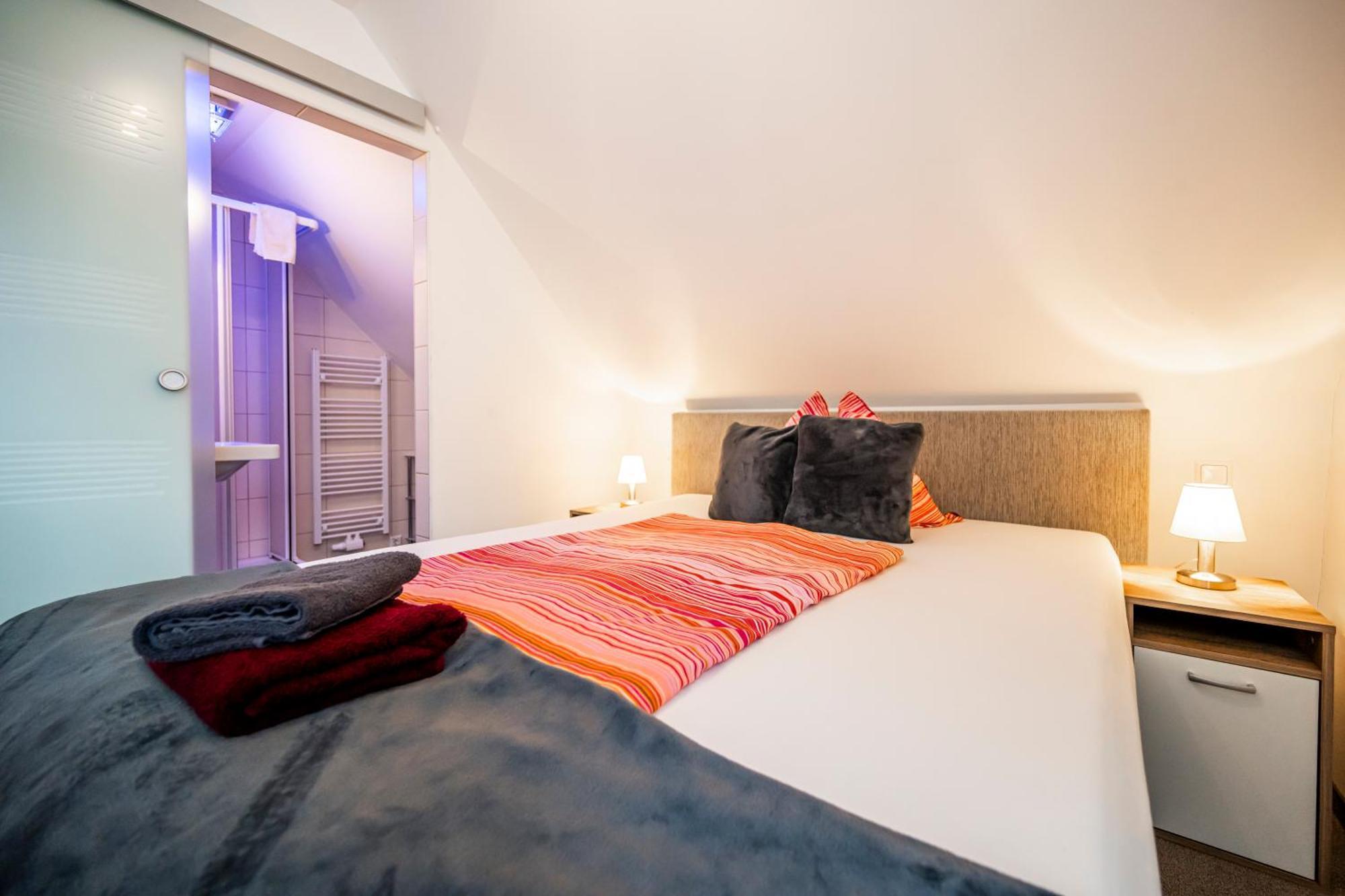 Die Schlafstube - Bed & Breakfast Zeltweg Exterior photo
